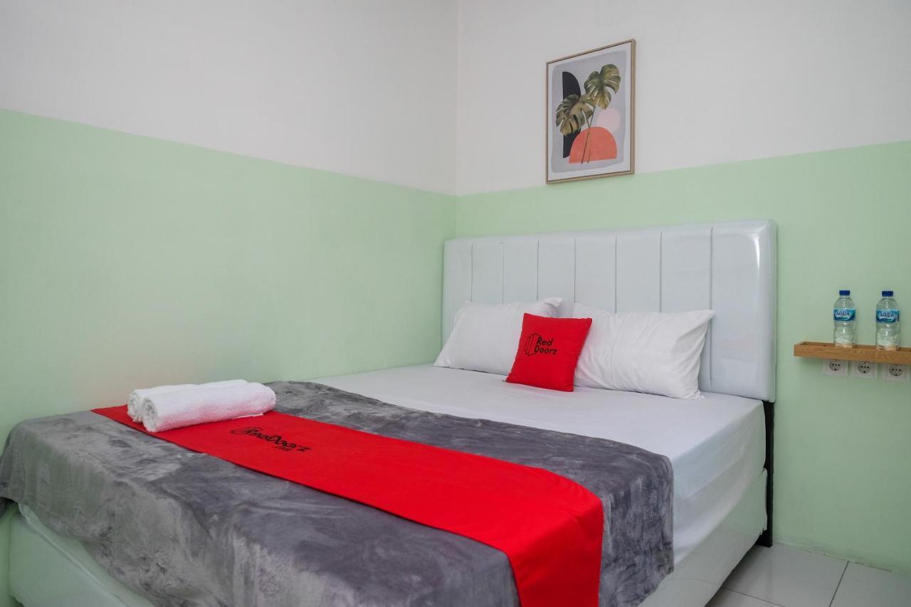 Reddoorz Near Tugu Kartasura Hotell Sukoharjo Exteriör bild