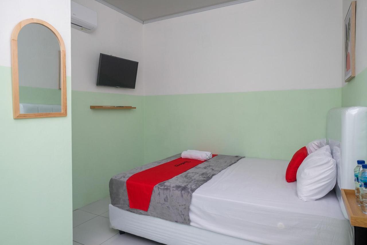 Reddoorz Near Tugu Kartasura Hotell Sukoharjo Exteriör bild
