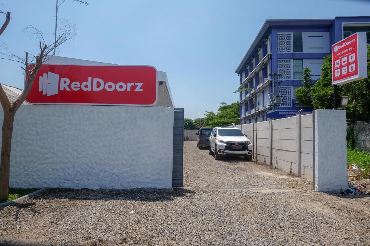 Reddoorz Near Tugu Kartasura Hotell Sukoharjo Exteriör bild