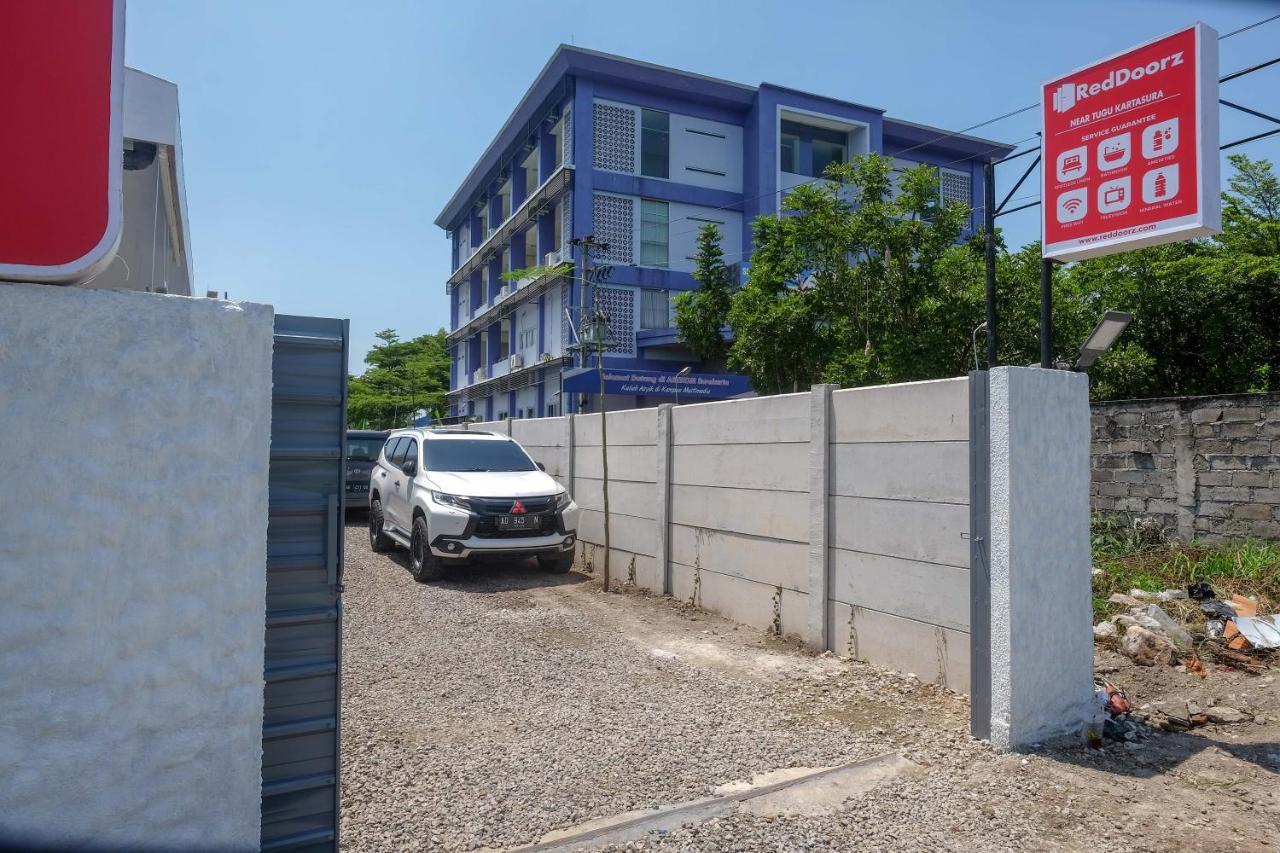 Reddoorz Near Tugu Kartasura Hotell Sukoharjo Exteriör bild