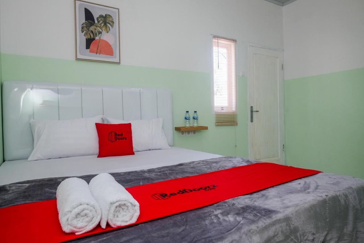 Reddoorz Near Tugu Kartasura Hotell Sukoharjo Exteriör bild